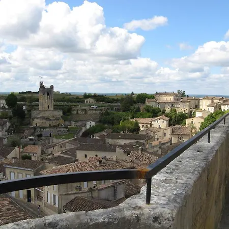 Maison De La Commanderie 2*